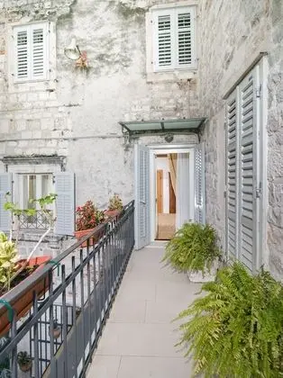 Deluxe Tek Büyük Yataklı Oda, Balkon