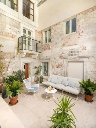 Deluxe Tek Büyük Yataklı Oda, Balkon