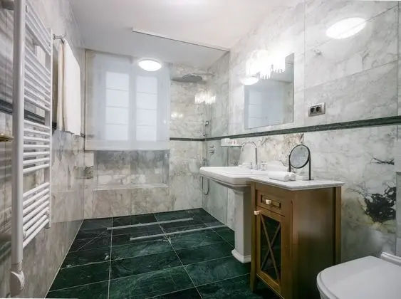 Deluxe Tek Büyük Yataklı Oda, Balkon