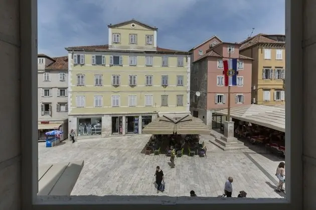 Deluxe Tek Büyük Yataklı Oda, Şehir Manzaralı