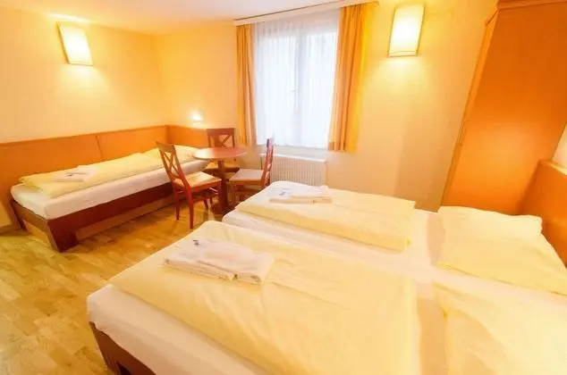 Standard Üç Kişilik Oda, Özel Banyo