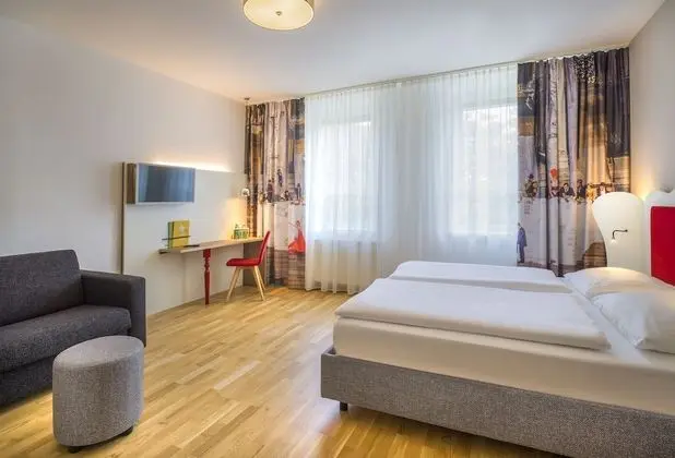 Superior Tek Büyük Yataklı Oda