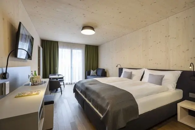 Basic Üç Kişilik Oda