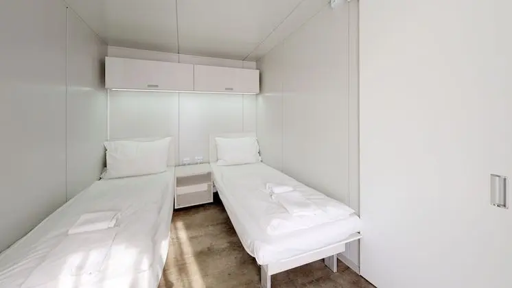 Karavan, Bahçe Manzaralı