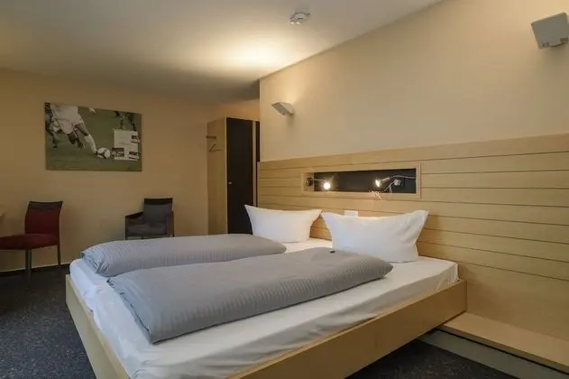 Basic Tek Büyük Yataklı Oda