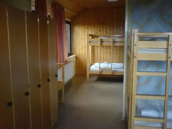 Dört Kişilik Oda, Ortak Banyo