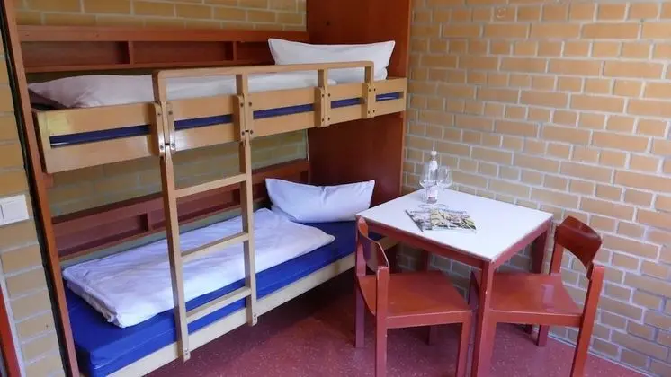 Ortak Ranzalı Oda, Karma Ranzalı Oda