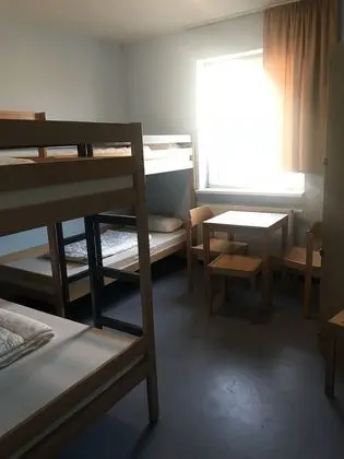 Dört Kişilik Oda, 1 Yatak Odası