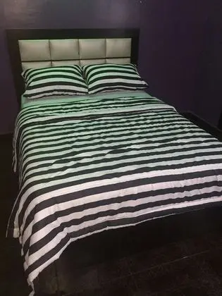 Economy Tek Büyük Yataklı Oda