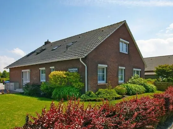 Ev