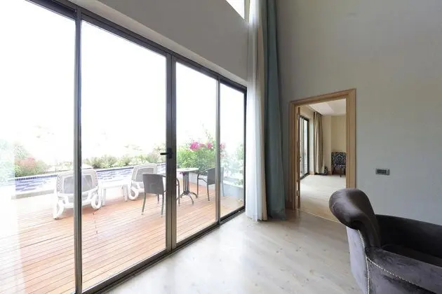 https://images.etstur.com/files/images/hotelImages/TR/220338/l/Juju-Premier-Palace-Oda-382118.jpg