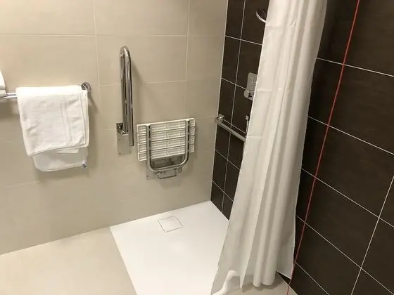 İki Ayrı Yataklı Oda, Engellilere Uygun