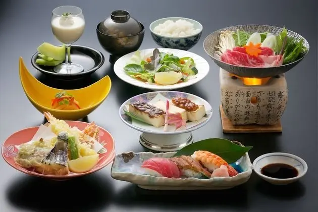 Traditional Oda, Sigara İçilmez, Dağ Manzaralı (JP Style, Economy Kaiseki Course Meal)