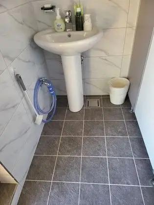 Tek Büyük Yataklı Oda (Seojae)