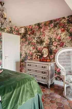 Deluxe Tek Büyük Yataklı Oda (Place Pigalle)