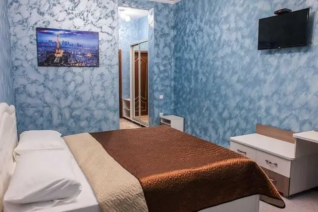 Tek Kişilik Oda, 1 Büyük (Queen) Boy Yatak