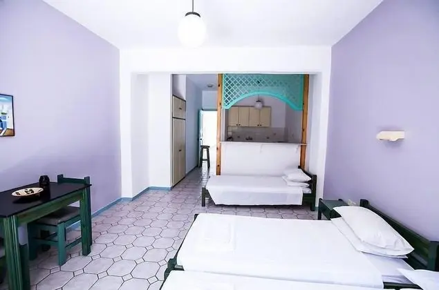 Basic Üç Kişilik Oda