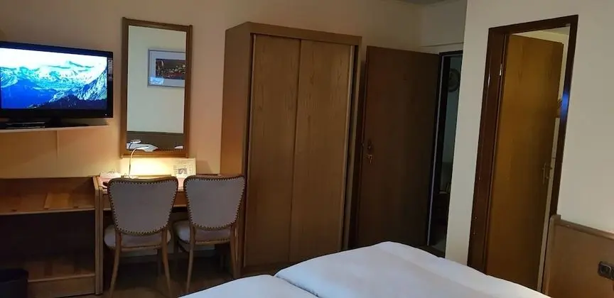 Tek Büyük veya İki Ayrı Yataklı Oda