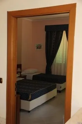 Classic Üç Kişilik Oda