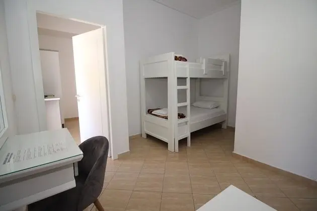 Standard Dört Kişilik Oda