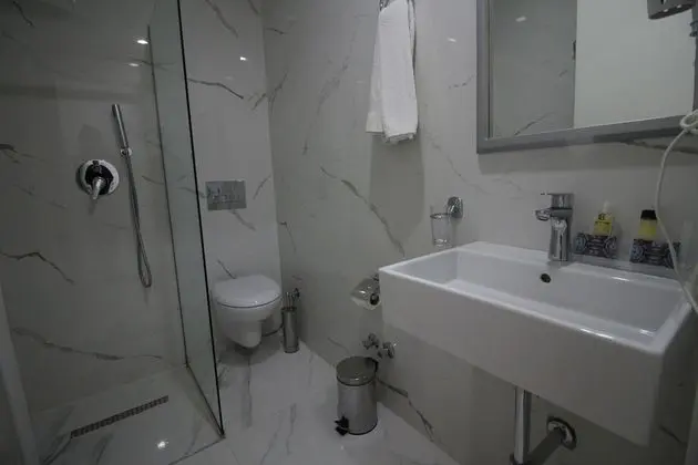 Standard Üç Kişilik Oda