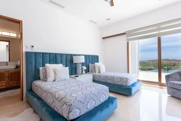Signature Villa
