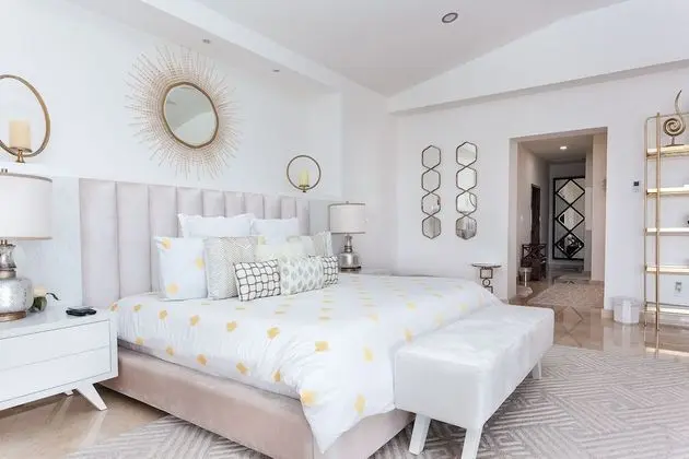 Signature Villa