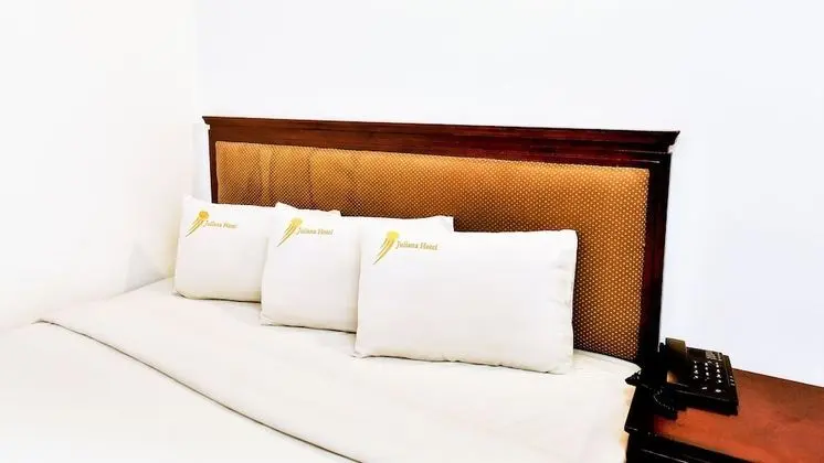 Standard Tek Büyük Yataklı Oda