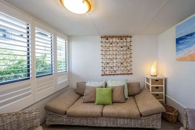Standard Room, 1 Queen Bed, Balcony (Schoolies not allowed)