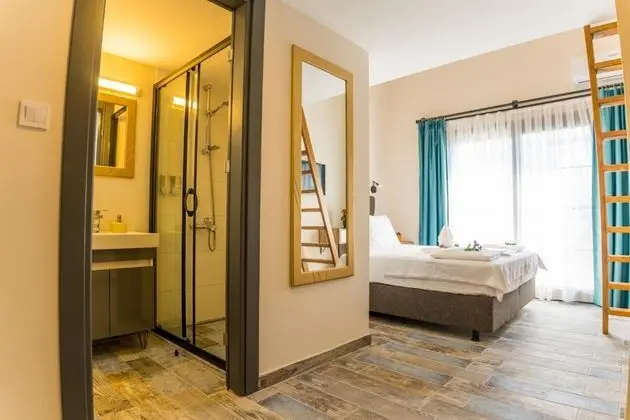 Deluxe Dublex Oda, Bahçe Manzaralı, Fransız Balkonlu