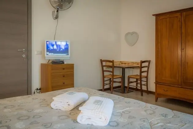 Tek Büyük Yataklı Oda, Ortak Banyo