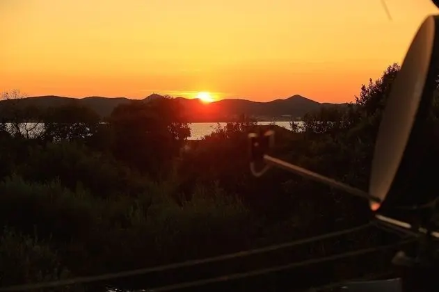 Apart Daire (Julija - big terrace and grill - A1 A)