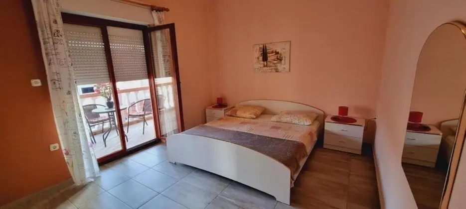 Apart Daire (Julijana - economy apartment - A1(6+1)