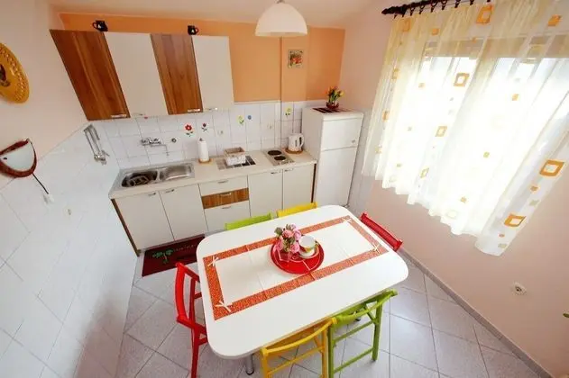 Apart Daire (Julijana - economy apartment - A1(6+1)