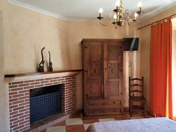 Tek Büyük Yataklı Oda