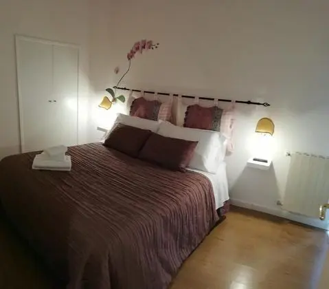 Classic Tek Büyük Yataklı Oda