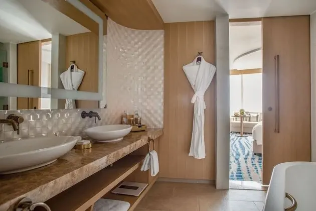 Deluxe Oda, Balkon (Ocean)