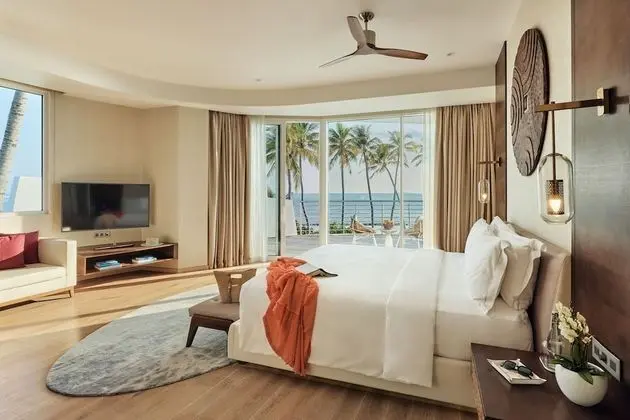 Three Bedroom Beach Retreat with Pool