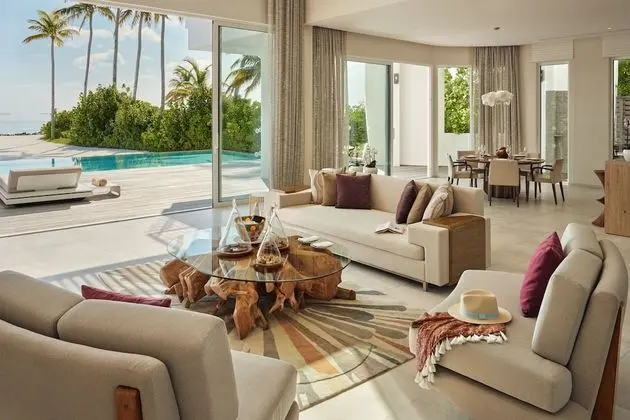 Three Bedroom Beach Retreat with Pool