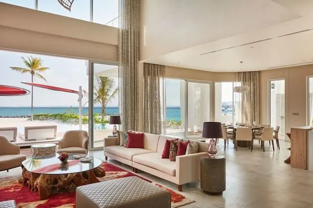 Three Bedroom Beach Retreat with Pool