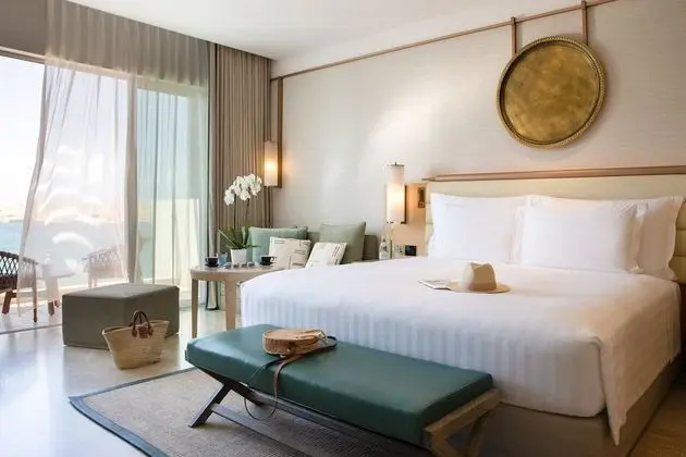 Premium Club Ocean Room with Premium Lounge Access