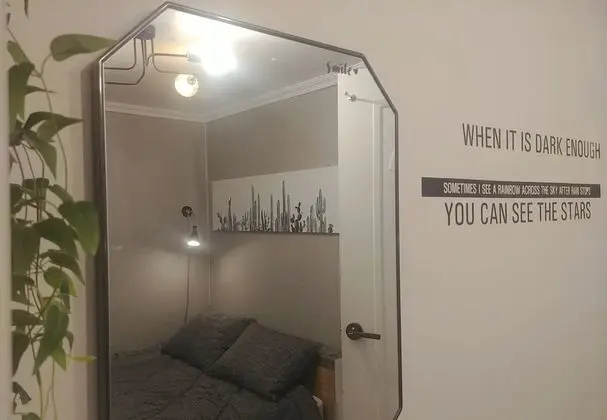 Basic Tek Büyük Yataklı Oda, Sadece kadınlar için, Ortak Banyo (Foreigner Only)