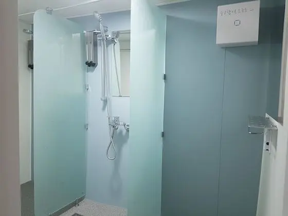 Basic Tek Büyük Yataklı Oda, Sadece kadınlar için, Ortak Banyo (Foreigner Only)
