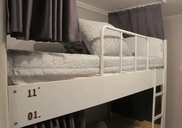Standard Ortak Ranzalı Oda, Sadece kadınlar için, Ortak Banyo (Foreigner Only)