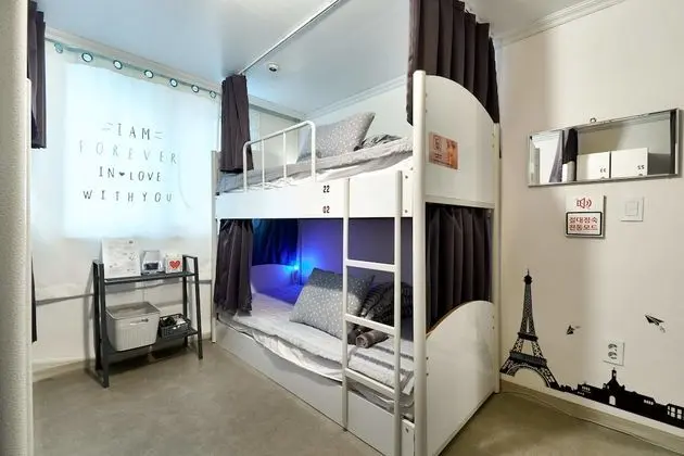 Standard Ortak Ranzalı Oda, Sadece kadınlar için, Ortak Banyo (Foreigner Only)
