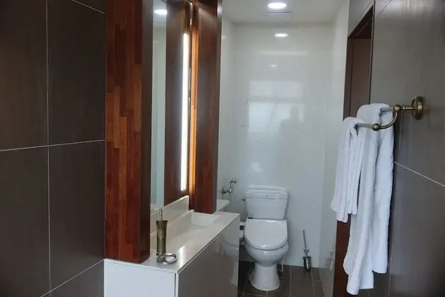 Luxury Oda