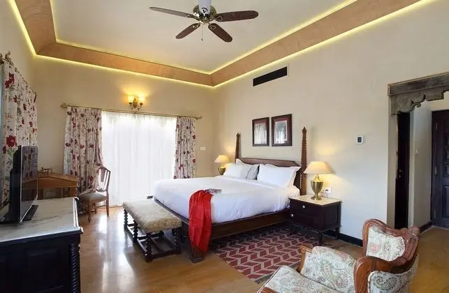 Deluxe Tek Büyük veya İki Ayrı Yataklı Oda, 1 Tek Kişilik XL Yatak, Balkon