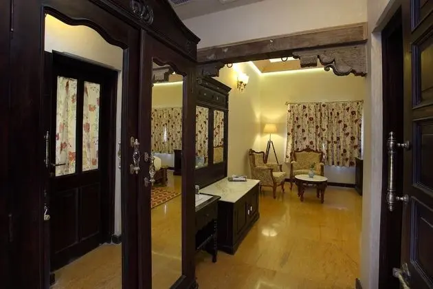 Deluxe Tek Büyük veya İki Ayrı Yataklı Oda, 1 Tek Kişilik XL Yatak, Balkon