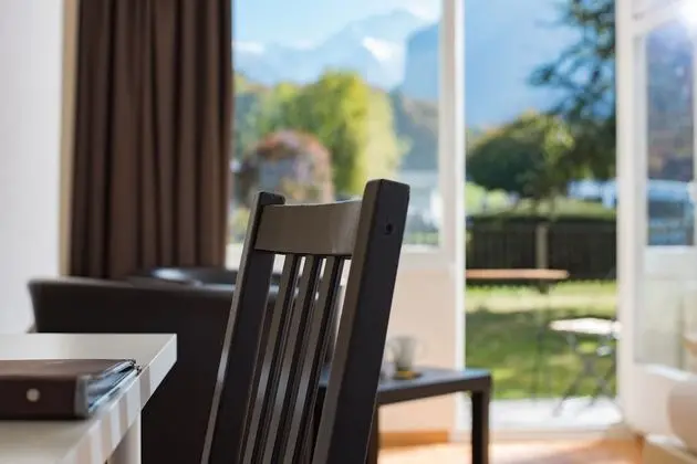 Comfort Twin Room with Jungfrau View