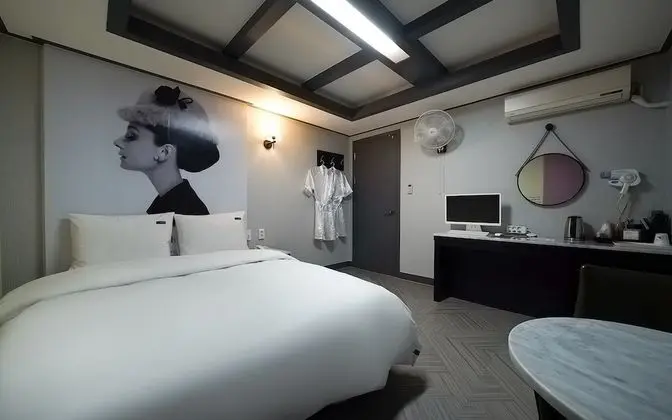 Oda (Special Room)
